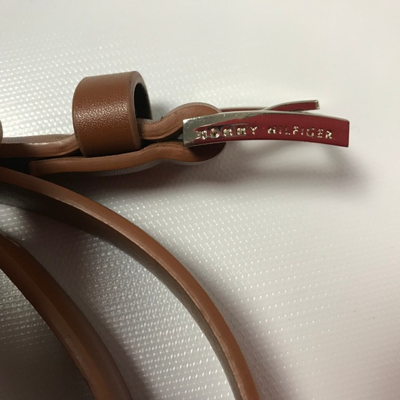 Tommy Hilfiger Women's Skinny Belt Brown Size 18 - Picture 3 of 4